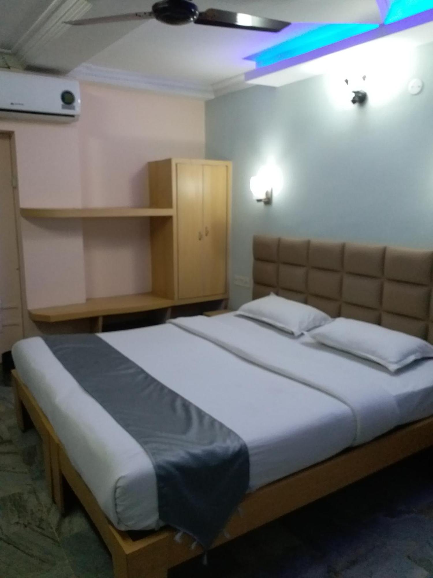 Hotel Mahalaxmi Indo Myanmar Guwahati Ngoại thất bức ảnh
