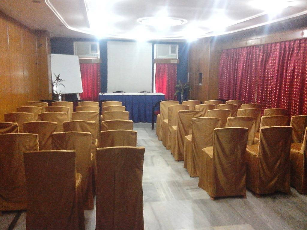 Hotel Mahalaxmi Indo Myanmar Guwahati Ngoại thất bức ảnh