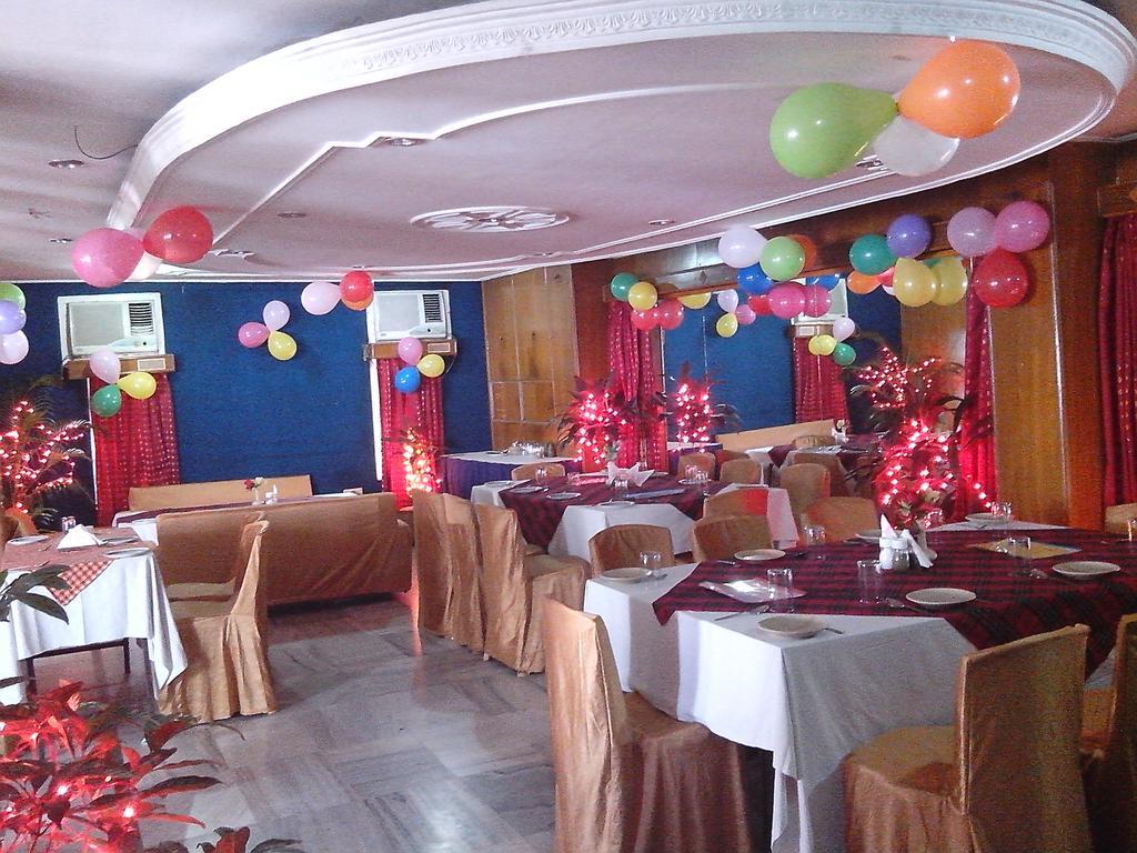 Hotel Mahalaxmi Indo Myanmar Guwahati Ngoại thất bức ảnh