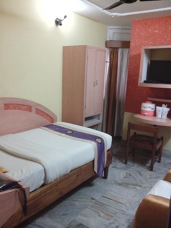 Hotel Mahalaxmi Indo Myanmar Guwahati Ngoại thất bức ảnh